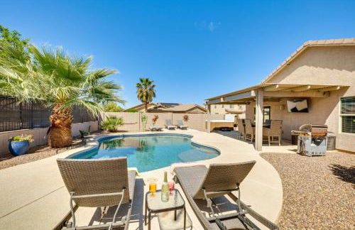 Backyard Oasis Updated San Tan Valley Escape - Foto 24