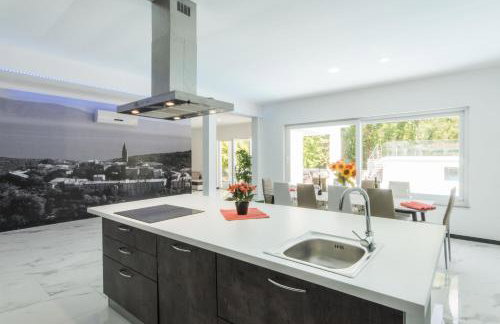 Villa Inka, an exquisitely crafted Villa boasting a private pool - Foto 24