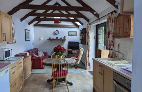 The Cottage, Little Trembroath - Photo 2