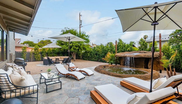 SolaNova Designer Oasis with Cocktail Pool & Theater - Foto 5, Habitación