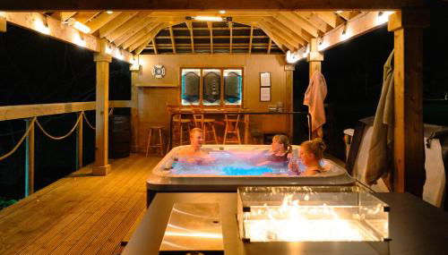 Luxury Escape with Hot Tub in County Antrim - Foto 2