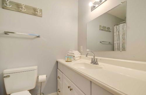 Walk to Atlantic Beach Family Gem with Fenced Yard - Foto 15