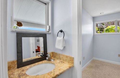 Leona Breeze - Photo 35