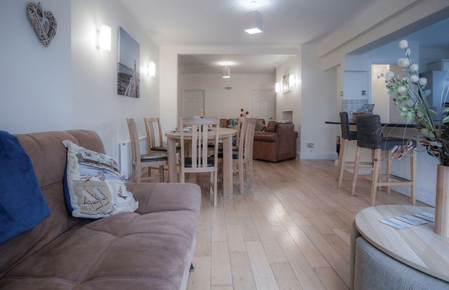 Sea Breeze Apt 3 - 2 Bed - Horton Beach - Photo 14