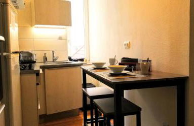 De 2 à 6 personnes - Le Street'Art - Sarrebourg Centre - Gare à 500m - A 20 minutes de Center Parc et Parc Animalier Sainte-Croix - Netflix - Wifi - Foto 9