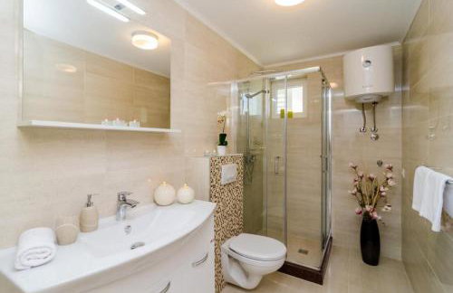Arba Seaview Residences Apartments - Photo 91