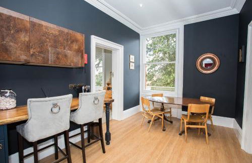 Torrington Hall - Photo 10