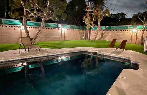 New cheerful villa, Pool, Spa, Mini Golf, Game room, Fire pit next to Disneyland - Foto 8