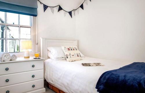 Abbey Cottage, Close to Mousehole Harbour - Photo 15