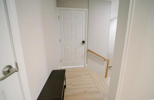 Spacious 5BR 2BA Free Parking Minutes to DC with Foosball - Photo 17