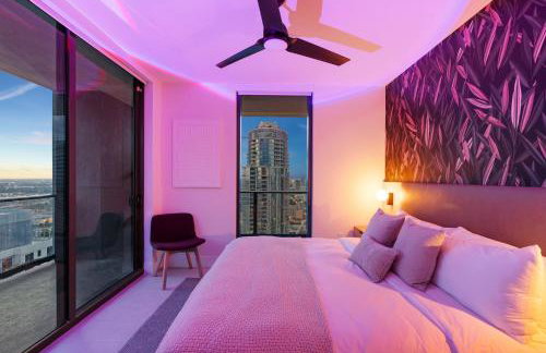 Stunning Lux 2 Bed 2 Bath with Panoramic View from Balcony - Foto 63