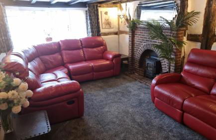 Lilac Cottage -Sleeps 6 -HOT TUB - Foto 4