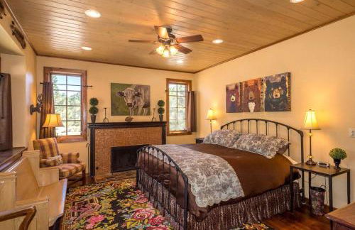 Stunning Mountainside Cabin Rental with a View Nestled in the Heart of the Colorado Rockies - Foto 3