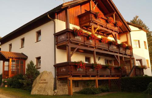 Apartment in Ludwigsreut mit Terrasse- Garten und Grill by Interhome - Foto 2