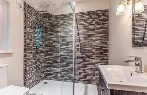 Delightful 2Bed Lodge in Downland Village - Pass the Keys - Foto 28