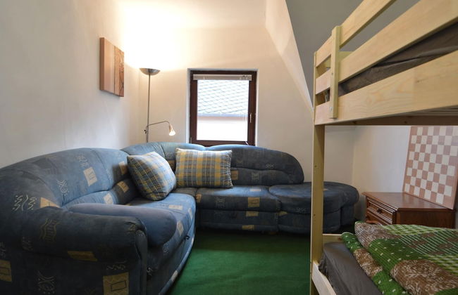 Charming Holiday Home in Neumagen-dhron - Foto 25