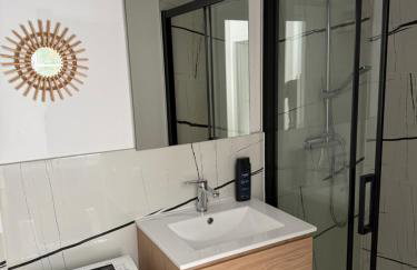 Le Cocon du Parc - Charmant T2 neuf au calme - Foto 7