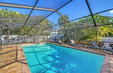 Casa Del Mar - Pet Friendly House on Siesta Key w/ Outdoor Patio & Private Screened-In Heated Pool! - Foto 56