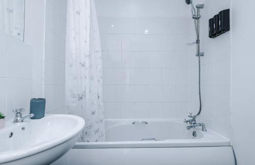 Luxury 1 bedrooom house, sleeps 4, free parking - Foto 5