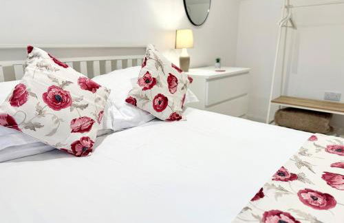 Rural Cottage, 3 beds, 3 bath,LOG BURNER, HOT TUB, with Cymru Holidays - Foto 15