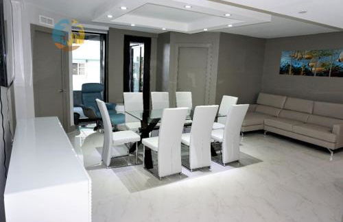 Luxury Beach Resort - HORA RENTALS - Foto 16