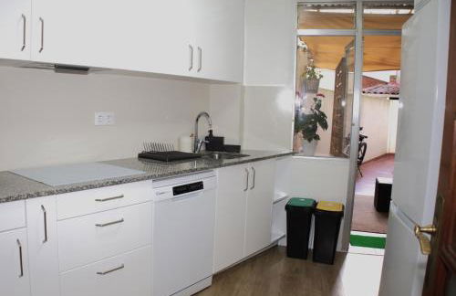 Precioso apartamento con patio - Foto 15