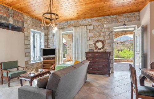 Angelina’s Stone Village House - Photo 9