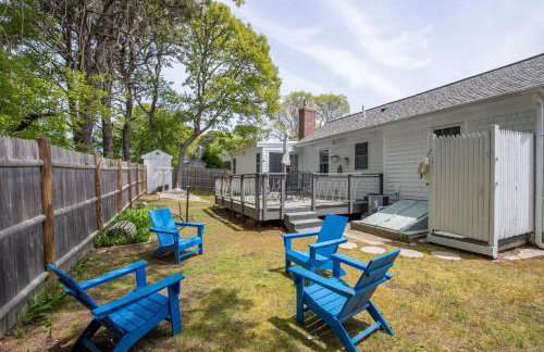 Cape Cod Cottage by Leavetown Vacations - Foto 2