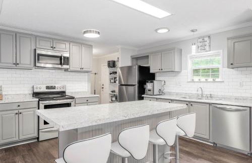 Madison Family Home & Event Rental Space on 7 Private Acers - Photo 16