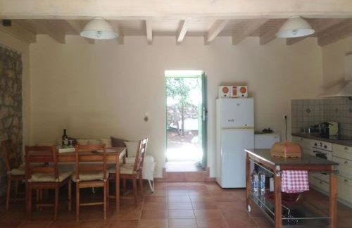 Spacious Villa with View 10 mins Walk to the Beach - Foto 9