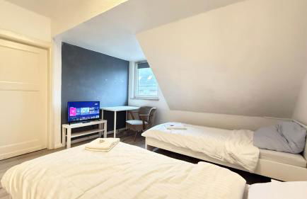 Komfortable Apartments Neumünster Zentrum perfekt für Beruf & Handwerk - Photo 41