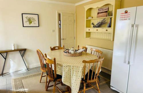 Snowdonia coastal getaway ideal for groups up to 6 - Foto 11