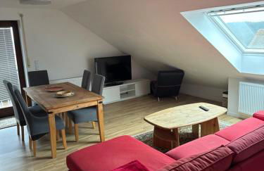 Neu renovierte 2 Zimmer Wohnung 24h Check-In - Foto 1