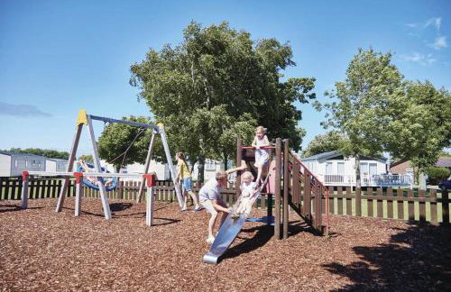 2 Bed Chalet, St Margaret's at Cliffe, South Coast - Foto 27