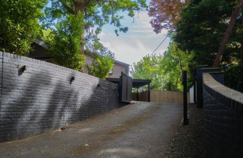 Verdant Rise - Contemporary Country Retreat - Foto 29