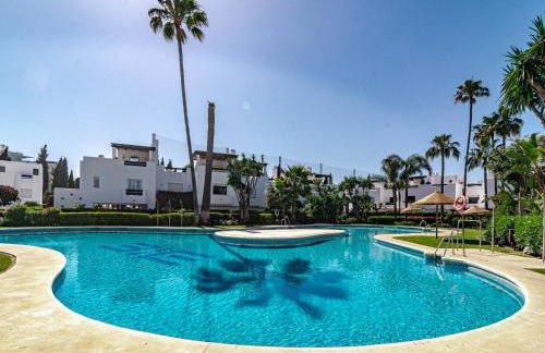 Seaside 3 bedroom Townhouse in San Pedro close to the Beach with private Garden - Photo 66