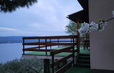 Charismatic Garden Cottage with Sea View - Foto 46