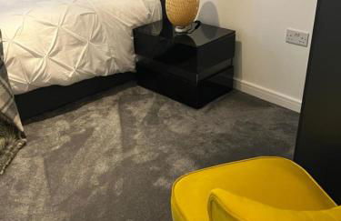 Lakeside 2 BED LUXURY APARTMENT No PARTIES No EVENTS Early Check-in Late Check- Out Allowed - Foto 58