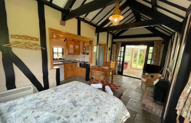 Croyde BAY Lodge 1 Bedroom - Photo 7