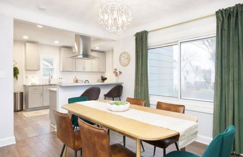 Family Friendly 4 BR Home Close To Downtown CLE! - Foto 13