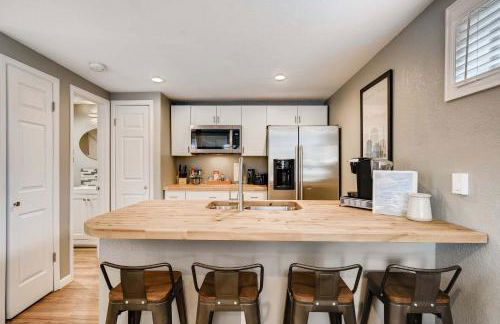 Olympic Studio - Workcation Hot Tub 4K Roku - Foto 14