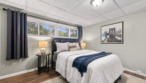 Walkable Neighborhood of Kamm's Corners - Foto 3