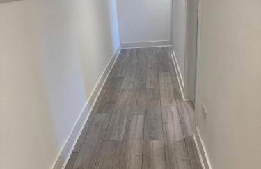 Epsom High Street Apartment 9 - Photo 8