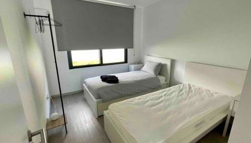 Panoramic View: Lux 3 bed with heated pool - Foto 3