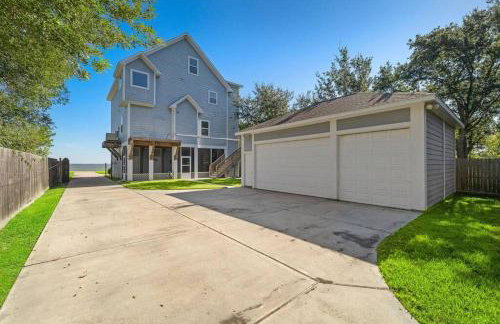 Stunning bayfront home with spacious deck and incredible Galveston Bay views - Foto 48