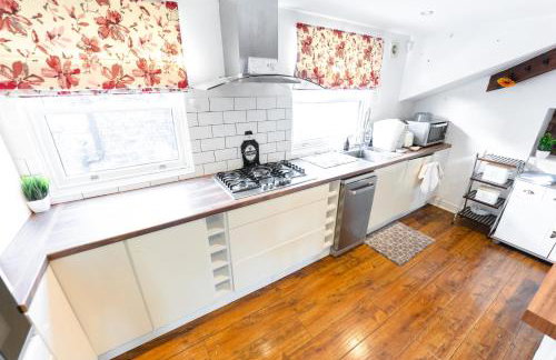 Luxury Holiday Gateway in a Popular Trendy hotspot - Foto 4