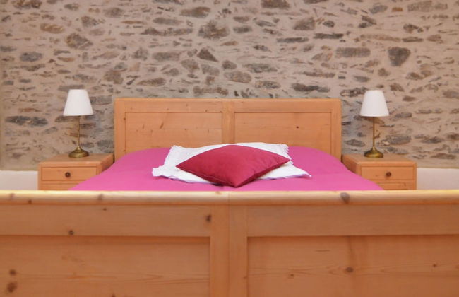 Sunny Holiday Home Near the Forest - Foto 4