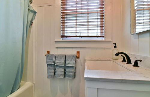 Shiners Hideaway - Cozy Cabin with Trails & Family Memories - Foto 29