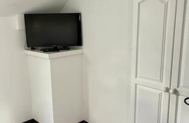 Outstanding 6 Bedroom House Cotton End, Bedford - Foto 50