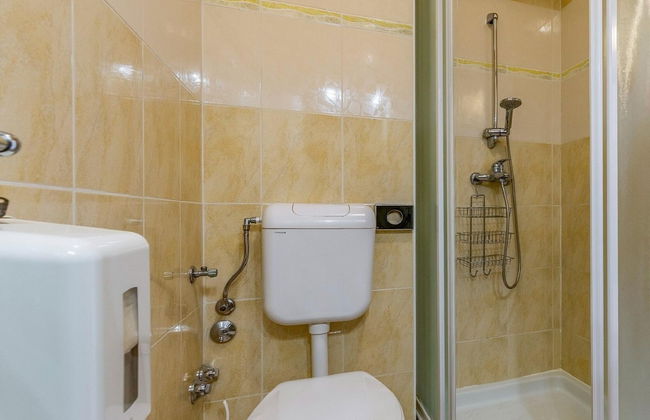 Alluring Apartment in Banjole near Beach & Island - Foto 9